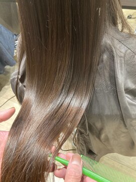 トゥーヘアー(too hair) 艶髪ロング