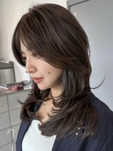ヨム(YOMU) ワンカールでかわいいレイヤーカット