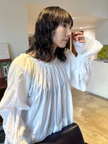 ヘアーアイストゥーレ(HAIR ICI TRE)&nbsp;前髪ストレート　ミディアムパーマ　ニュアンスパーマ　レイヤー