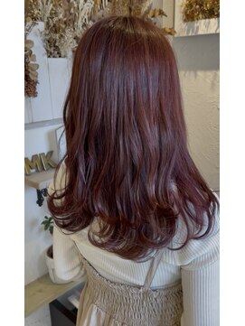 フロール(florun) ロングスタイル×ピンクレッド