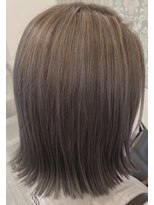 ケアル(Carel)&nbsp;外はねボブ