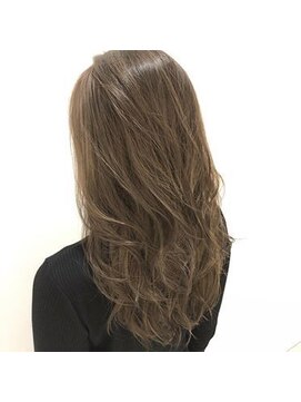 プリュム(Plume) 抜け感、透明感