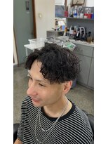 ヘアフォーラム センターパートスパイラルパーマ