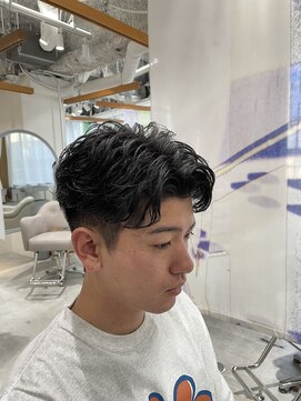 インスヘアー 梅田(INCE HAIR) スパイラルセンターパート