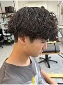 波巻きパーマメンズパーマメンズヘアツーブロックツイストパーマ