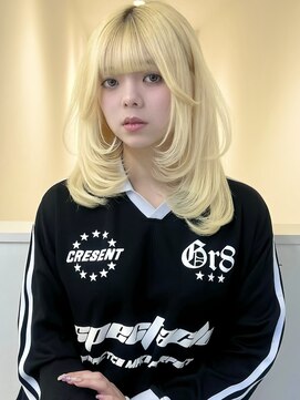 アイトーキョーエス 渋谷(AI TOKYO S) ホワイトブロンドシャギーレイヤーミディアムレイヤー髪質改善