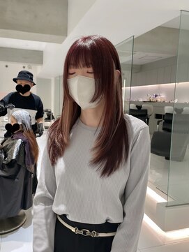 シー 立川(Si) ブリーチなしピンクブラウン×イヤリングカラー