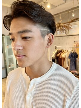 パロ アルト(Palo Alto) フェザーパーマ×ツーブロック