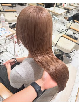 ゼスト フィーノ(ZEST fino) 【ナツミ】柔らかミルクティーベージュ