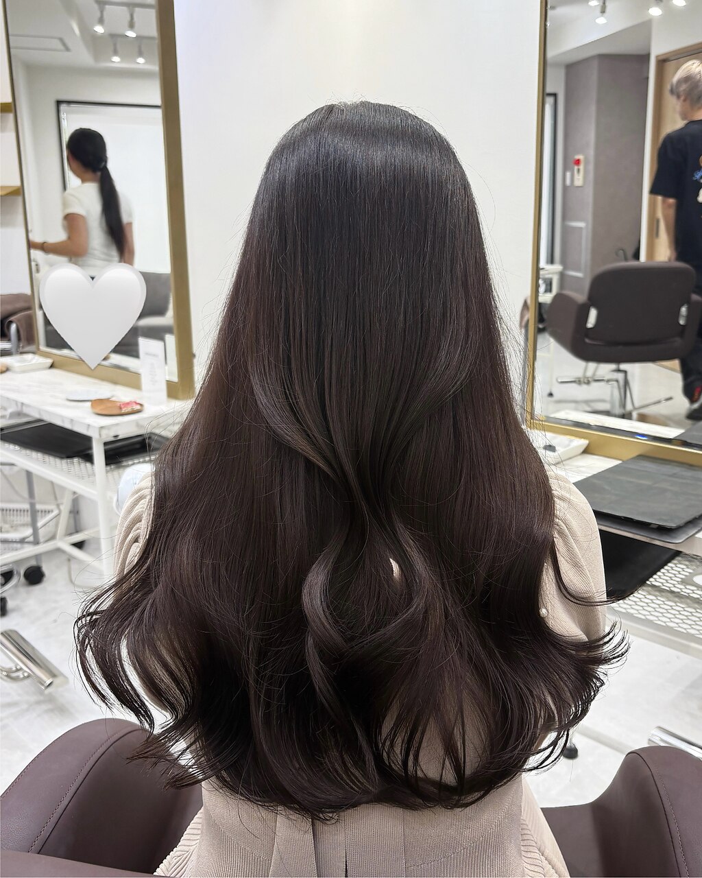 miko0609　人気のブラウン　ダークカラーセット 2025年秋】ダークブラウンの髪型・ヘアアレンジ｜人気順