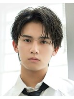 オーシャントーキョー 渋谷神南(OCEAN TOKYO)&nbsp;ツーブロック黒髪人気センターパートかきあげフェザー