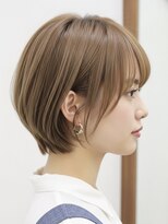 ヴィスト バイ レボ(VIST by REVO)&nbsp;丸みショートショートボブ耳掛けショート顔まわりカット