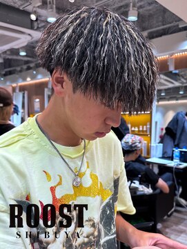 ルースト 渋谷店(ROOST) MEN’S HAIR/波巻ツイストスパイラル/フェザーパーマ/眉毛/渋谷