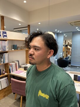 コル(Cor) メンズパーマ（結べちゃう渋さマシマシスタイル）