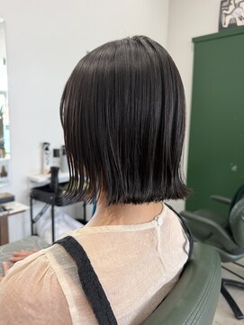 フー バイ セリナ(Fuu.by serina) 切りっぱなしミディアム
