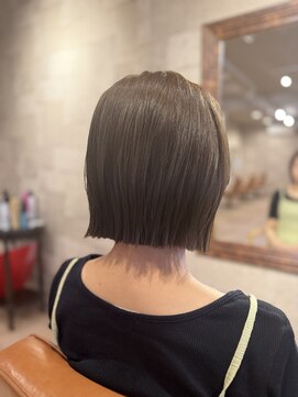 ヘアサロン アプリ(hair salon APPLI) 乾かすだけでまとまる♪大人の艶感ミニボブ×透明感グレージュ◎