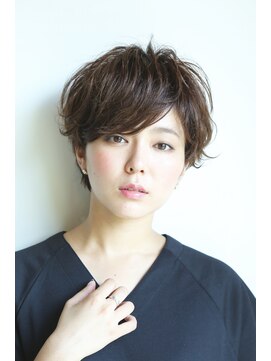 ヘアーズ ギュゼルバヤン(hair’s Guzel Bayan) スウィングショートボブ　前髪/イメチェン