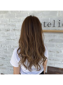 アトリエルタン(atelier Le Temps) ゆるふわ×グレージュ