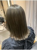 カーキーグレージュ ミディアムレイヤー
