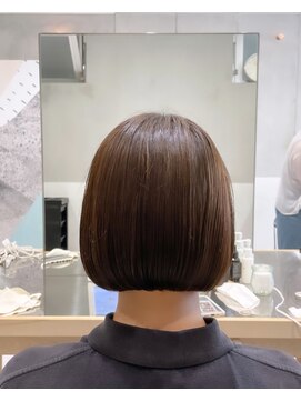 ガリカ 蔵前(Gallica) 【佐久間史将】襟足すっきりぱっつんボブxナチュラルブラウン