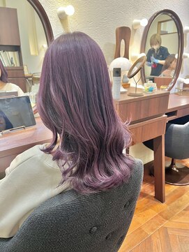 エルサフィロ ヨドヤバシ(el zafiro yodoyabashi) くびレイヤー前髪エモージュ小顔レイヤーカット20代30代40代50代