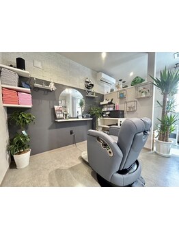 【2025年 NEW OPEN！】女性スタイリストによるマンツーマン施術◎あなたにお悩みお気軽にご相談ください♪