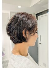 リュール バイ ヘッドライト 北千住店(lueur by HEADLIGHT) くせ毛を生かした大人のショートグラボブ