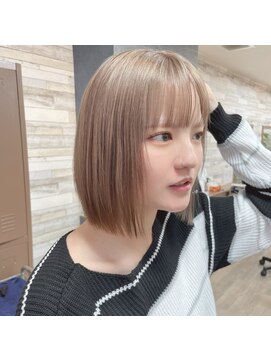 アンサ 阪急桂店(ANSA) ぱつっとボブ×ハイトーンカラー