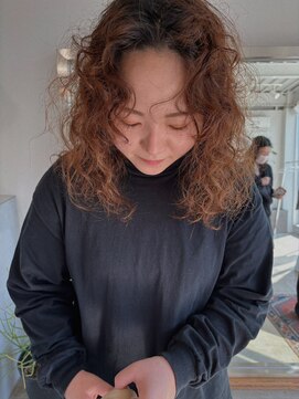 ボリュームアップ暖色系カラーセミウェットウェーブ