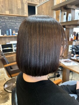 ヘス(HES) 30代/40代/50代大人の髪質改善カラー×艶ボブ