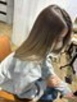 アーブルポンテ(ARBRE ponte)&nbsp;ハイライトデザインカラーロングレイヤーカット