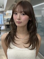 クーラ オモテサンドウ(Cura Omotesando)&nbsp;【Cura表参道】酸性ストレートロング・顔周りレイヤー