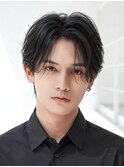 ビジネス黒髪ニュアンスフェザーセンターパート