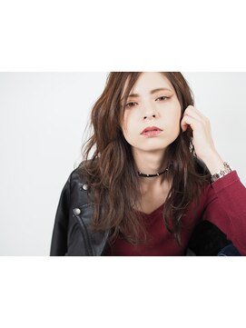 ジゼル(gisele) 童顔女子でも大人っぽ提案!!