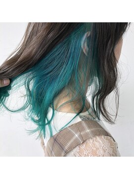 テクライズ 豊橋店(TECHRISE) ターコイズ×エメラルド×インナーカラー