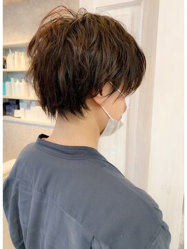 キャアリー(Caary) 福山市ショートヘア、ベリーショート大人気Caaryパーマ