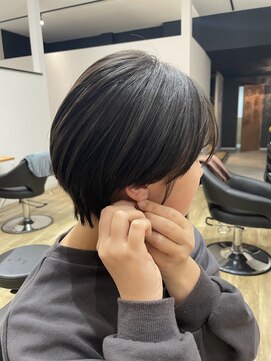 フラム ヘアデザイナーズ(FuLAM Hair designers*) マッシュショート