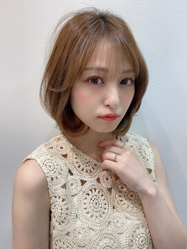 ルームバイシー 新宿(Loom. by Sea) 似合わせカット/ペールベージュ/ミディアムヘア