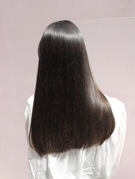 ジーナ 流山おおたかの森(Zina) 髪質改善*あざと艶髪ダークシルキーベージュ【Zina おおたか】