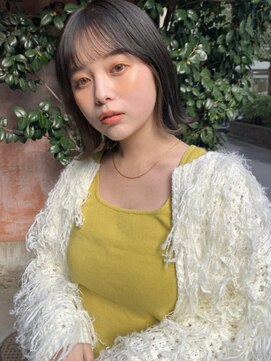 ケイリー(KAYLEE) KAYLEE インナーカラーボブ