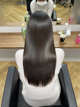 シカ 神戸三宮元町店(Cica) 髪質改善 UPTOGLOSS 三宮 神戸美容室 トアロード 艶髪 ロング