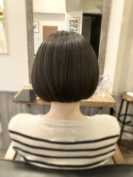 ブルーノ ヘアサロン(BRUNO. hair salon) モノトーンカラーボブ