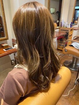 カノンヘアの写真/髪のお悩みを解消し、艶やかな美しさを引き出す特別なトリートメントで今までにないサラ艶美髪へ♪