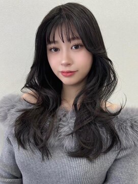 ソヨン 金山店(SOYON) 波巻き/小顔/レイヤーカット/かきあげバング/黒髪/ネビージュ