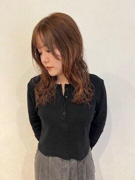 リム(Limb) ベージュブラウン