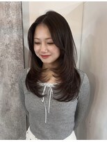 ムージー(moug)&nbsp;レイヤーカット/暗髪/韓国/広島/袋町