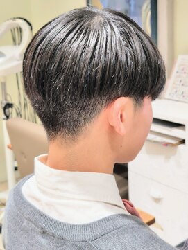 ヴィサージュファイン(VISAGE fine) ショート/2ブロック/メンズライク/刈り上げ