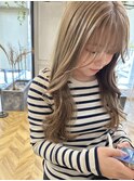 寒色ベージュ