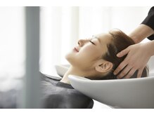 グラムヘア(GLAM HAIR)の雰囲気（【髪質改善/縮毛矯正/白髪ぼかし/白髪染め/育毛促進/六本松】）