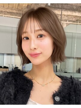 アビーファイブ(ABBEY 5) 大人ボブ銀座レイヤーカット有楽町ミディアムボブベージュ